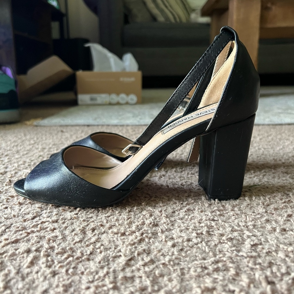 Steve Madden Mirna Black Block Heels